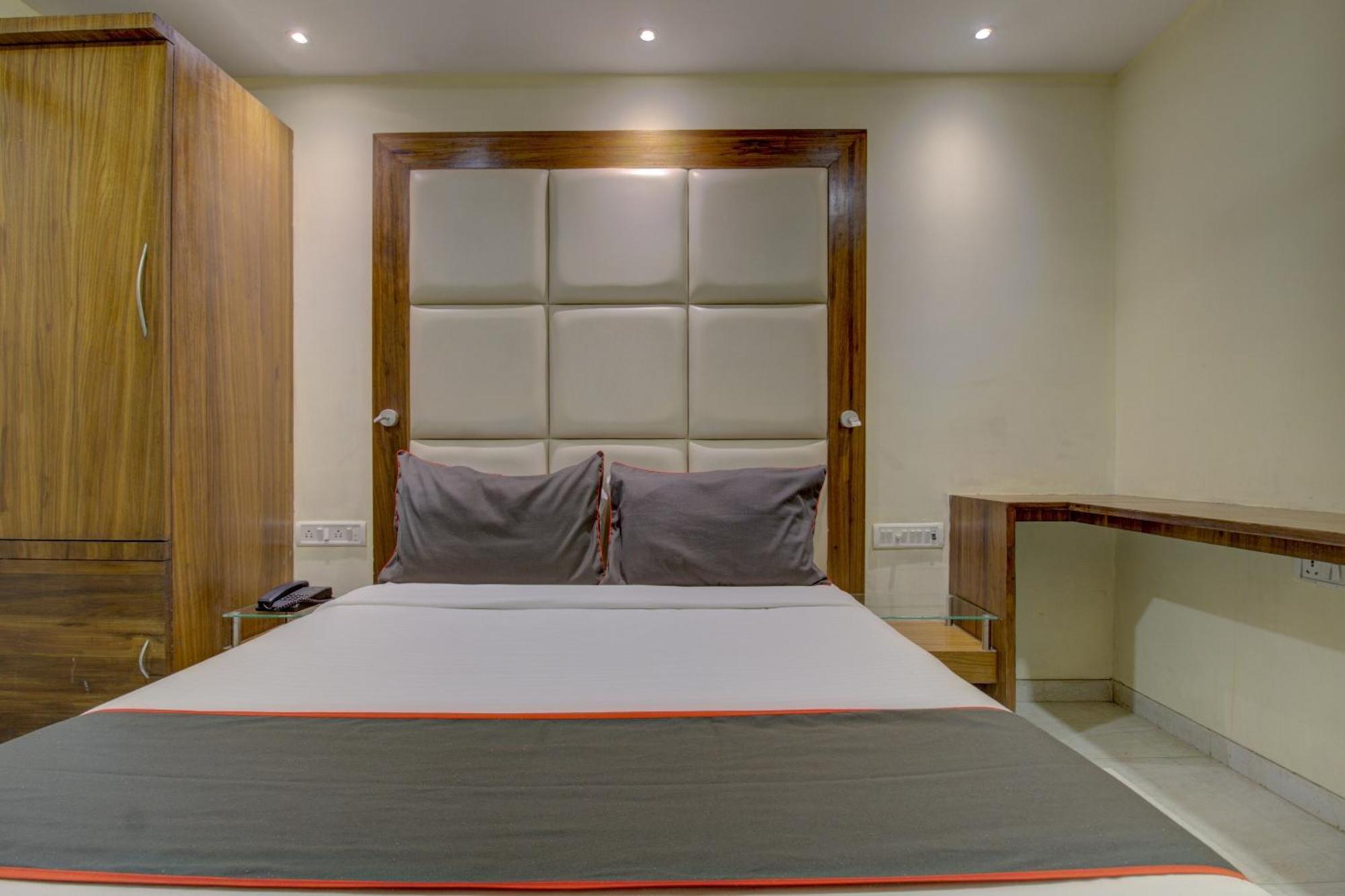 Hotel O Address Inn Mumbai  Buitenkant foto