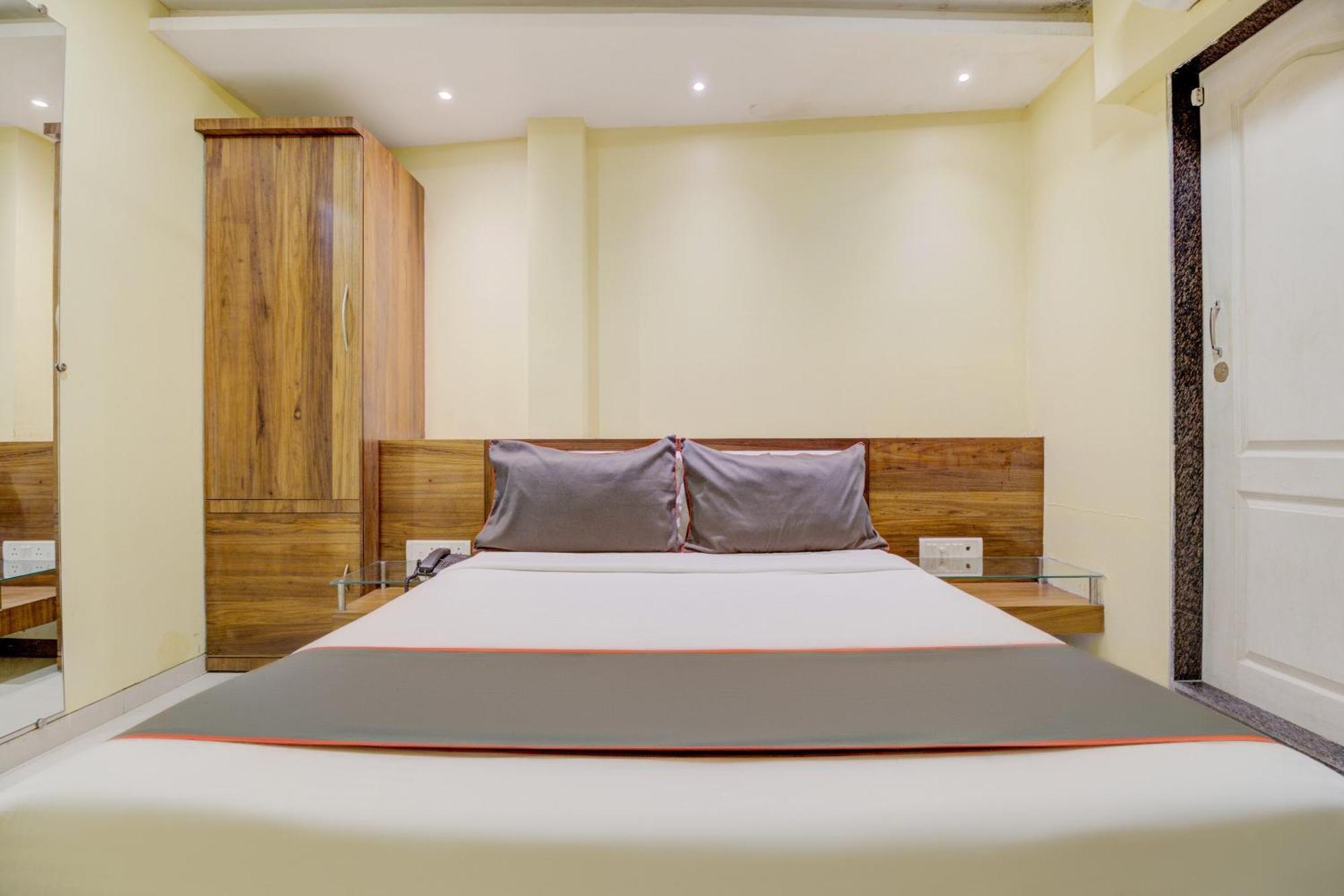 Hotel O Address Inn Mumbai  Buitenkant foto